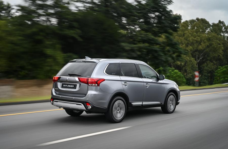  Mitsubishi Outlander 2020 года  (ZA) (фото 11 из 40)